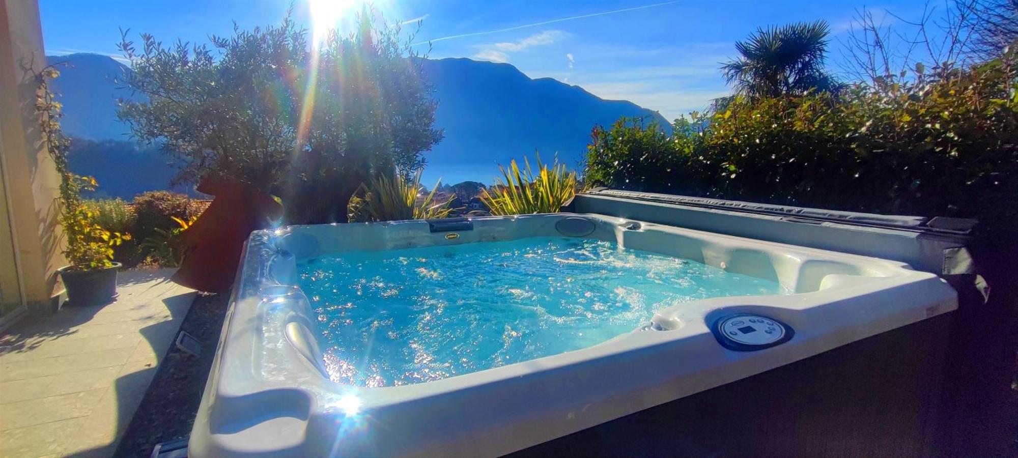 Magic Garden With Jacuzzi-Pool And Luxury Lake Como View Lenno Ngoại thất bức ảnh